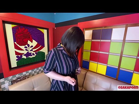 ❤️ Japanese cutie met groot tiete masturbeer met seksspeelgoed en kry 'n orgasme. Sy praat in 'n onderhoud oor haar fokken ervaring. Groot tiete en harige poes wat hard kreun. Osakaporn ❤️❌ Superseks op af.pornobot.ru ❌